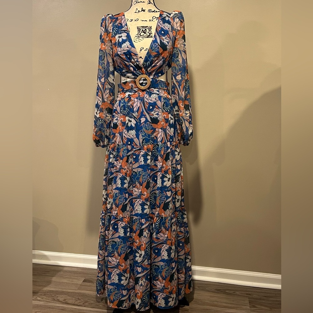 Gianni Bini Lillian Floral Print Deep V-Neck Cut-Out Tiered A-Line Dress - Picture 6 of 16